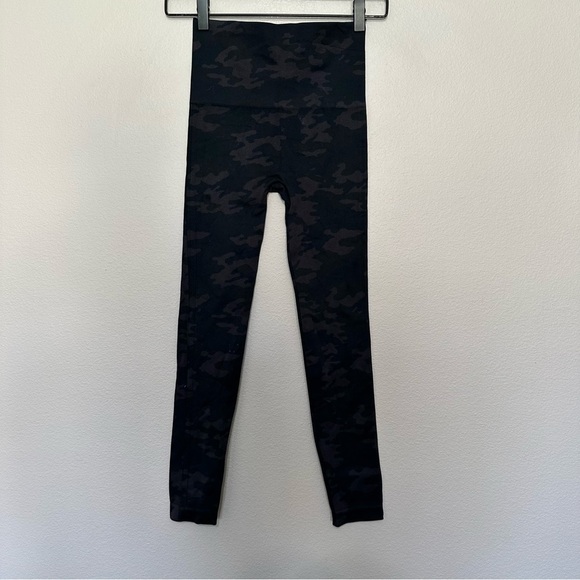 Spanx look at me now full length seamless camouflage green grey leggings S small - Picture 1 of 3